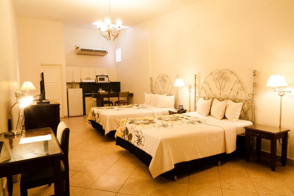 El Almendro Hotel Managua
