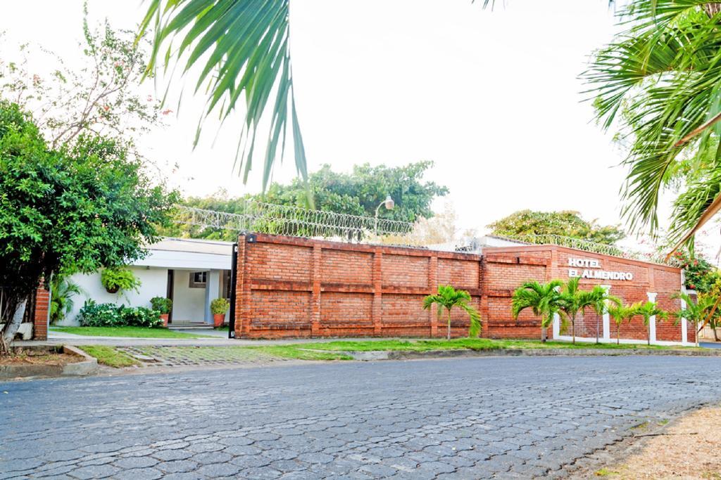 El Almendro Managua