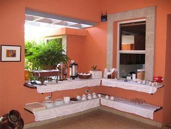 Hotel El Almendro