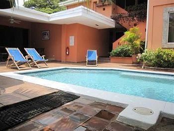 El Almendro Hotel Managua
